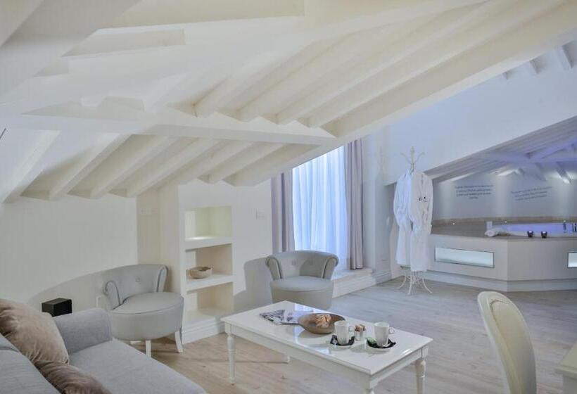 Четырехместный Номер Deluxe, Boutique Villa Liberty   Dépendance   Borgo Capitano Collection   Albergo Diffuso