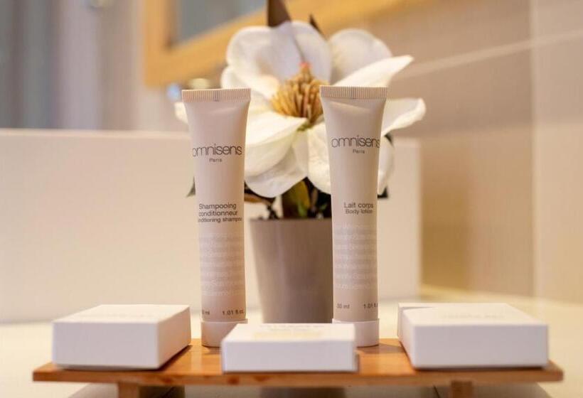 חדר סופריור, Castel Maintenon   Handwritten Collection