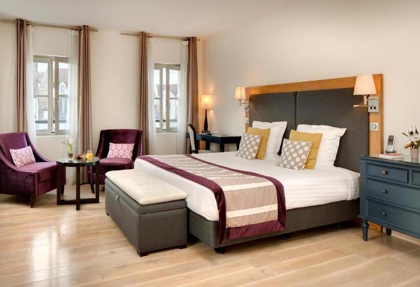 חדר סופריור, Castel Maintenon   Handwritten Collection