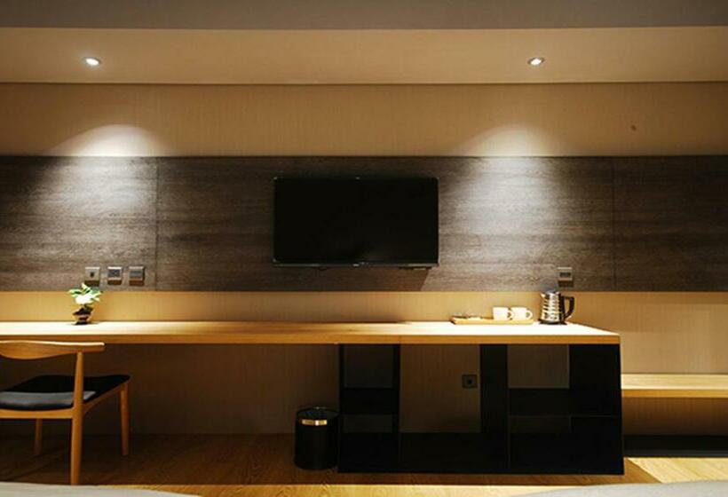 חדר סטנדרט, Chiayi Guanzhi