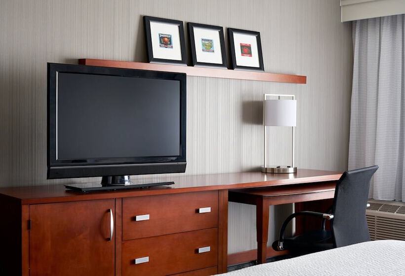 غرفه قياسيه سريرين مزدوجين, Courtyard Milpitas Silicon Valley