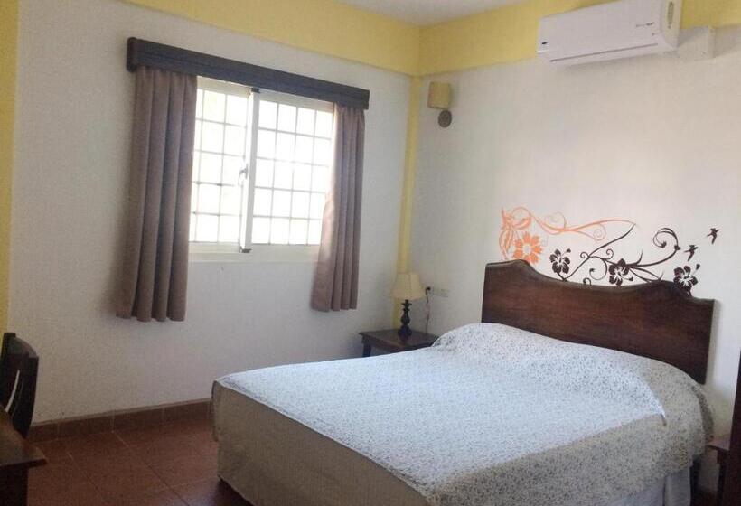 غرفة قياسية, Easy Inn