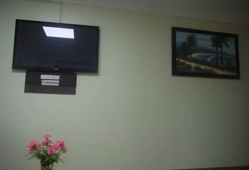 3 Bedroom Suite, Galleria