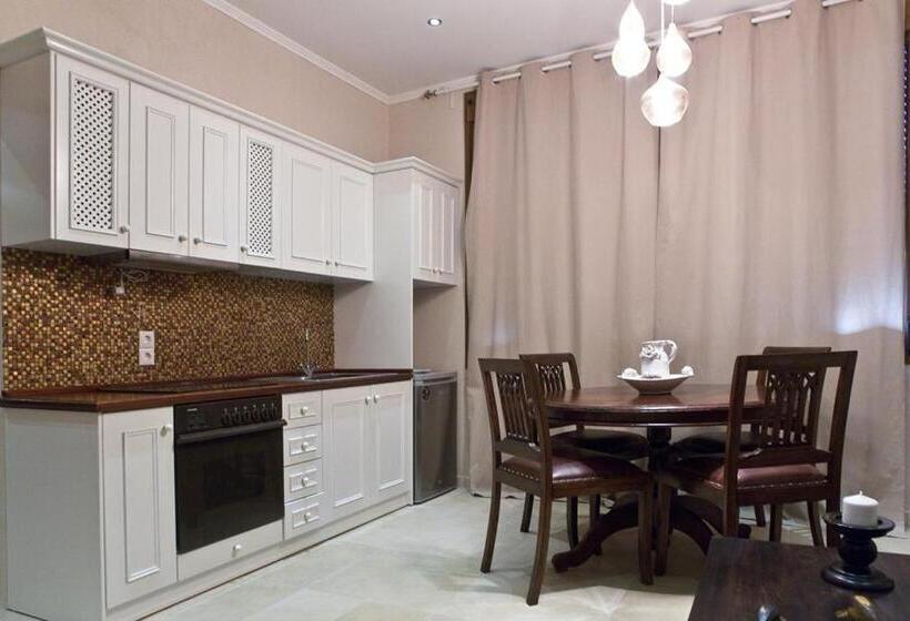 Willa 2 Sypialnie Widok Ogród, Kelyfos