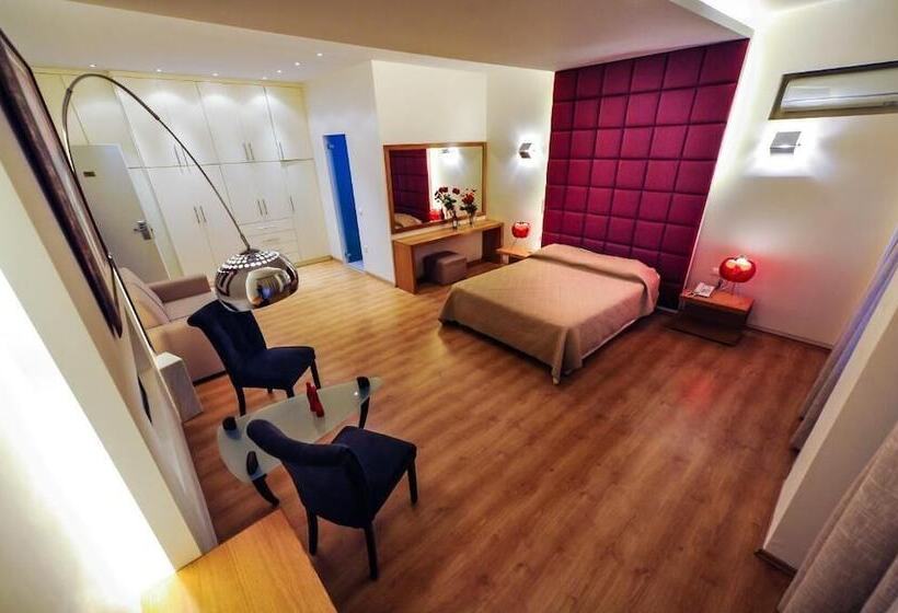 סוויטה, Kleopatra Inn