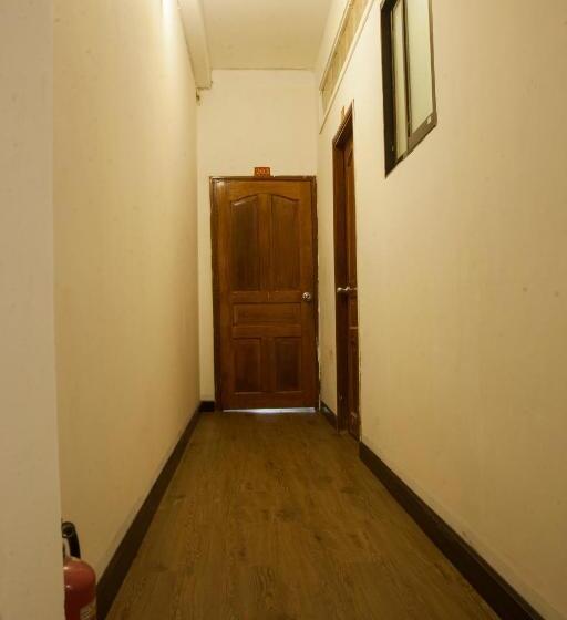 اتاق استاندارد, Koniko