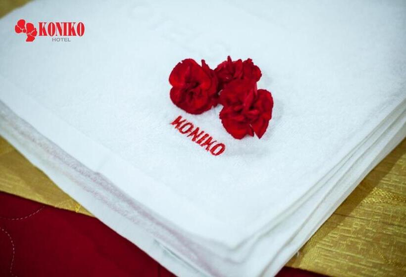 اتاق استاندارد سه نفره, Koniko