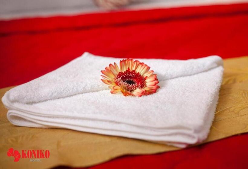 اتاق استاندارد چهارنفره با بالکن, Koniko