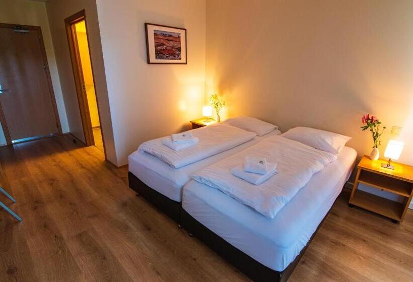 غرفة قياسية, Laugar