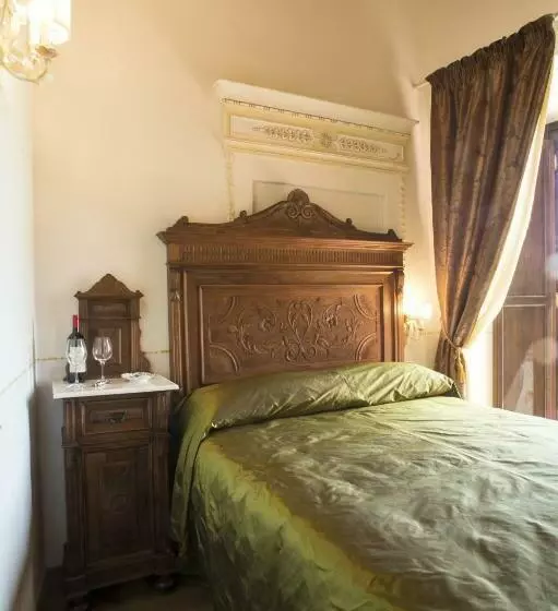 バルコニー付きスタンダードルーム, Palazzo Pacini