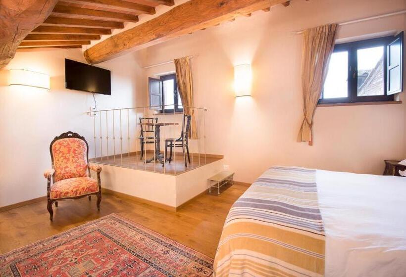 غرفة سوبيريور, Palazzo Pacini