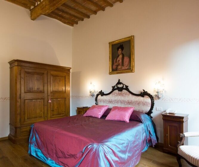 غرفة قياسية, Palazzo Pacini