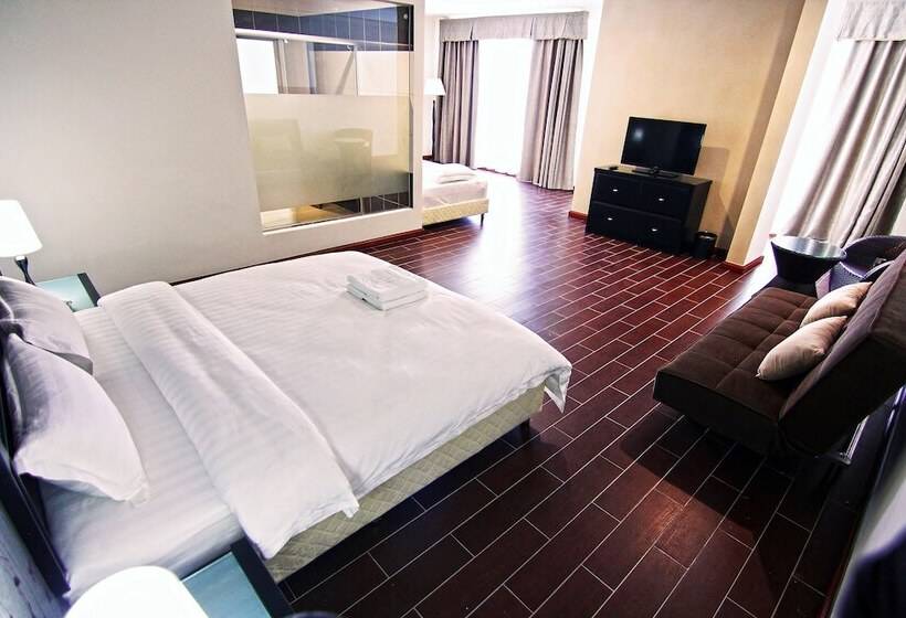 غرفة عائلية, Putatan Platinum