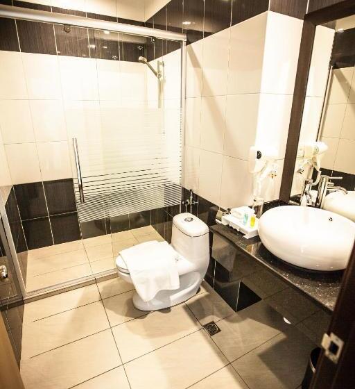 غرفة ديلوكس, Putatan Platinum