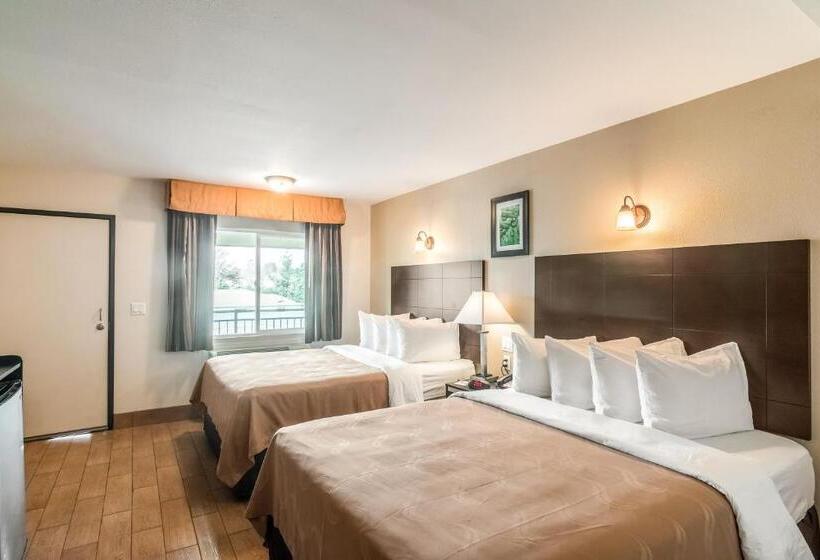 غرفه قياسيه سريرين مزدوجين, Quality Inn & Suites Near Downtown Bakersfield