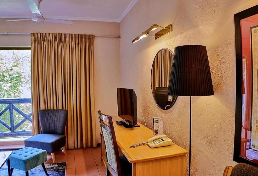 Номер Deluxe Кровать Кинг, Sanbonani Resort Hotel And Spa