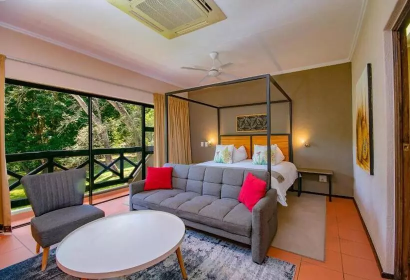 キングサイズベッドのデラックスルーム, Sanbonani Resort Hotel And Spa