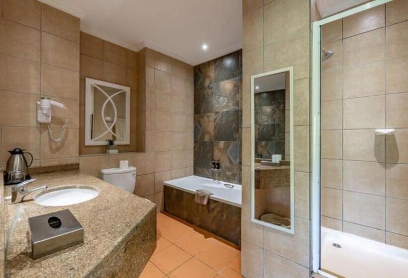 غرفة ديلوكس سرير كينج, Sanbonani Resort Hotel And Spa