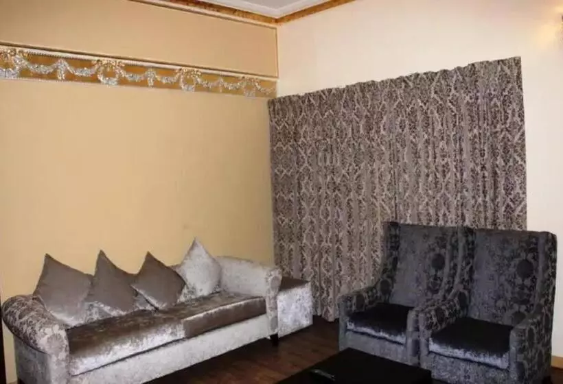 سوییت, Sandralia