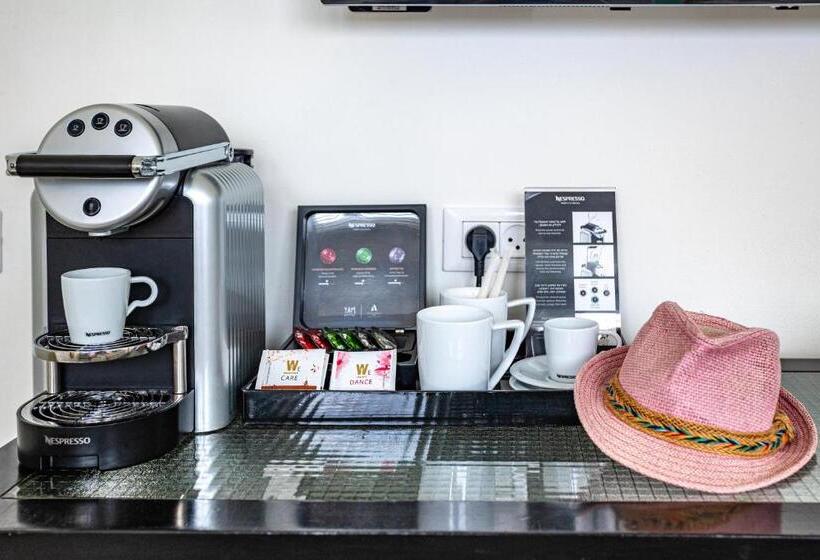 חדר סטנדרט נוף לים עם מרפסת, Yam Hotel An Atlas Boutique