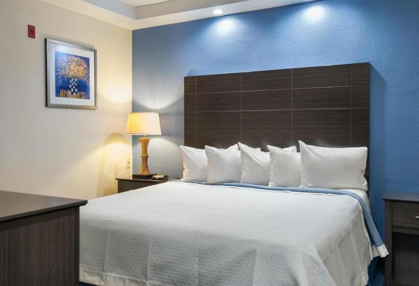 جناح, Days Inn By Wyndham Tamworth