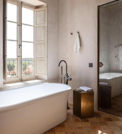 סוויטה עם טרסה, Vestige Son Vell