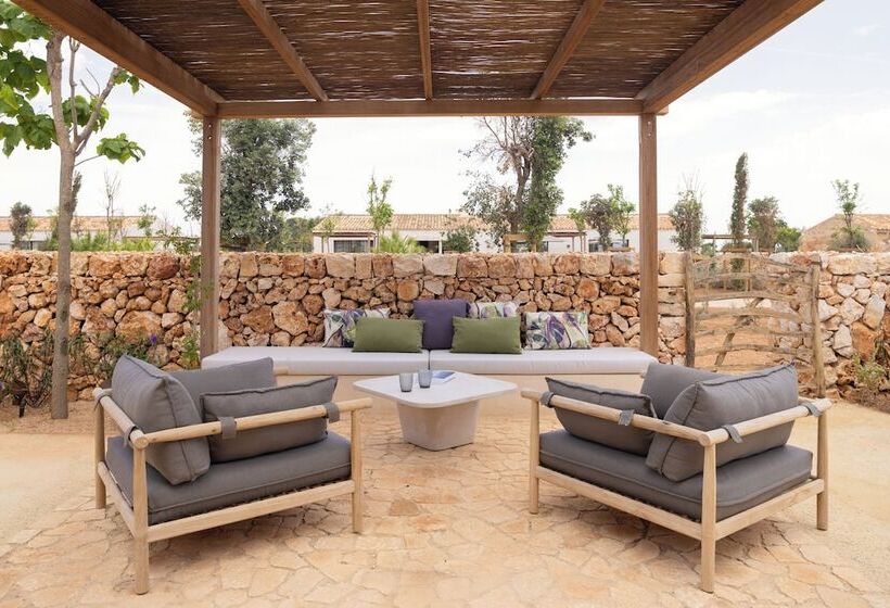 סוויטת ג'וניור, Vestige Son Vell