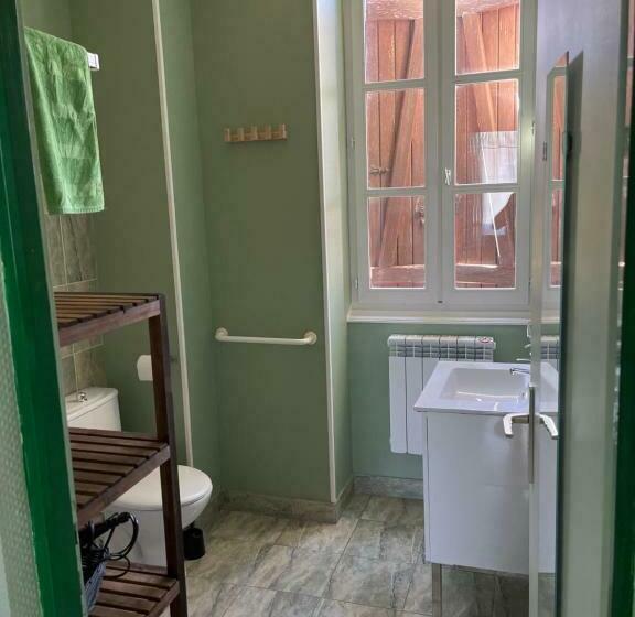 חדר סטנדרט לשלושה, La Maison Du Canal