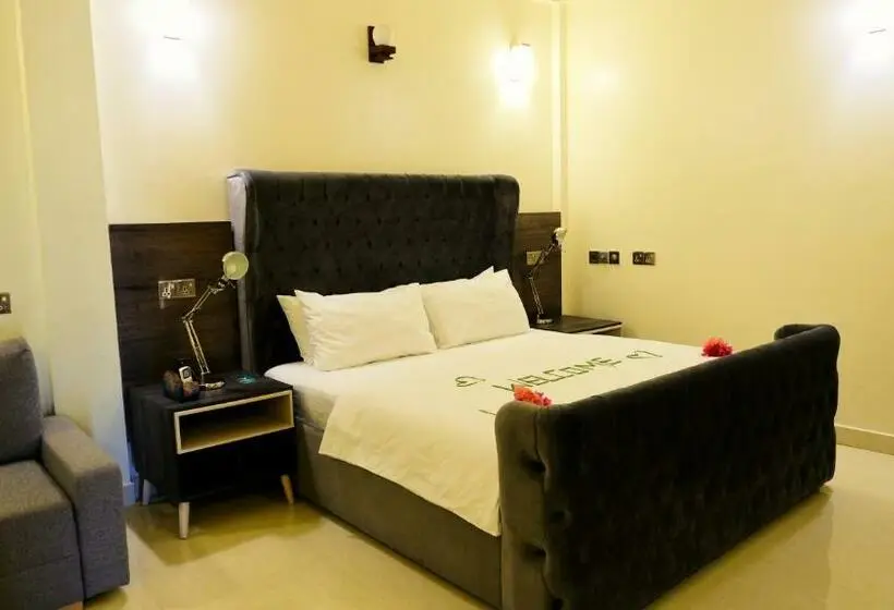 اتاق لوکس با تخت بزرگ, One The Island