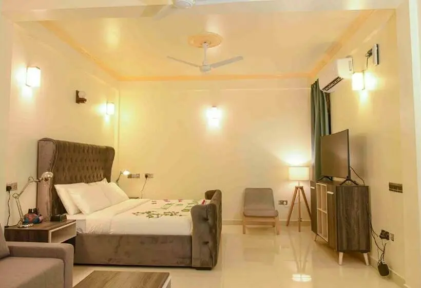 اتاق لوکس با تخت بزرگ, One The Island