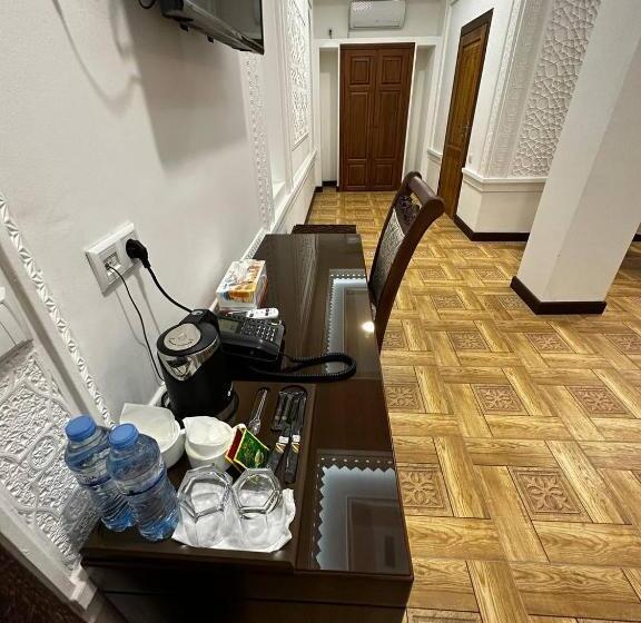 غرفة سوبيريور سرير كينج, Shahristan Plaza