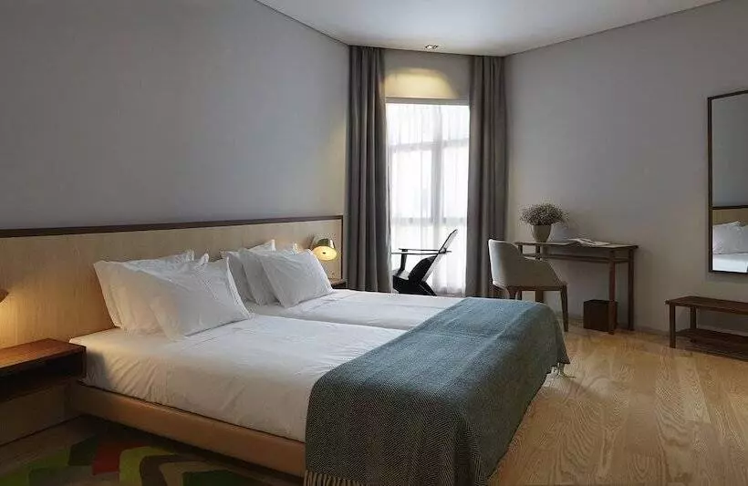 اتاق خانوادگی, Abrigo Da Montanha Hotel Rural