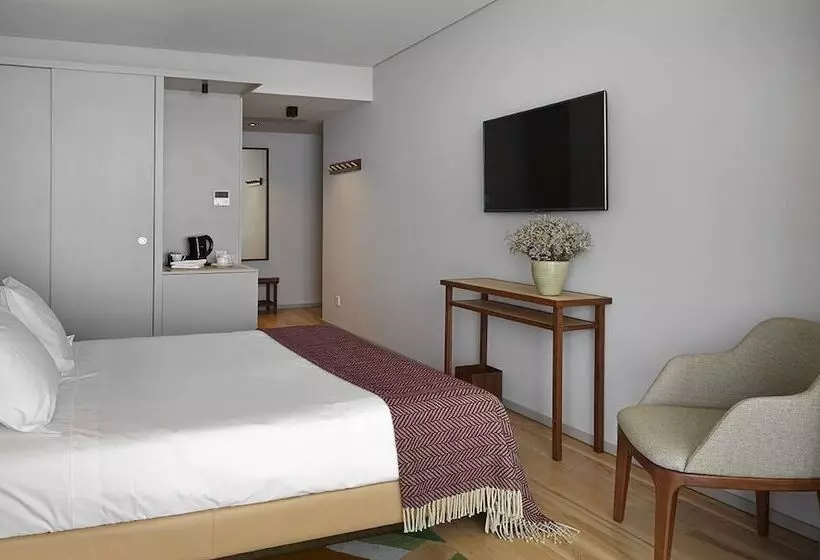 سوئیت جونیور با چشم‌انداز کوهستان, Abrigo Da Montanha Hotel Rural