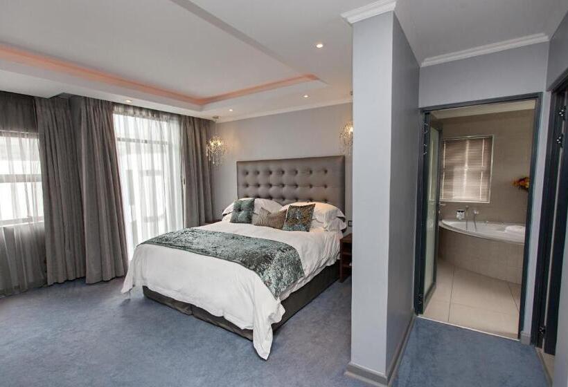 Classic Kamer, Blue Diamond Boutique