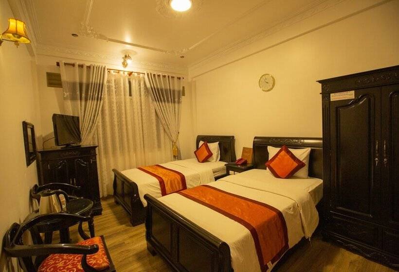 Cameră Superioară, Dragon King 1