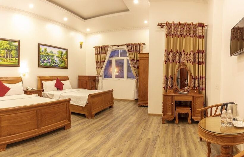 Cameră Familiară Deluxe, Dragon King 1