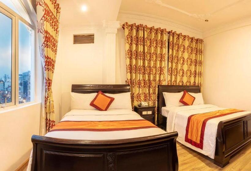 Cameră Deluxe cu Priveliște către Oraș, Dragon King 1