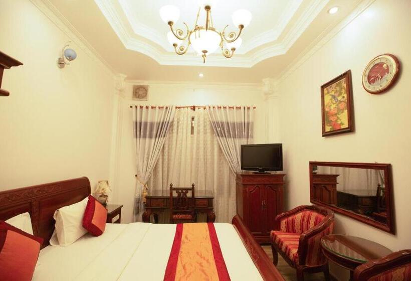 Cameră Superioară, Dragon King 1