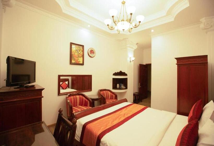 Cameră Superioară, Dragon King 1