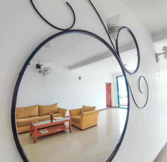 디럭스 트리플 룸, Elephant Park   New Deal! Half Off Airport Pickups Available