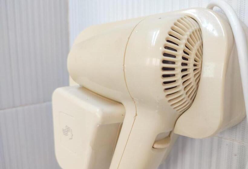 디럭스 패밀리 룸, Elephant Park   New Deal! Half Off Airport Pickups Available