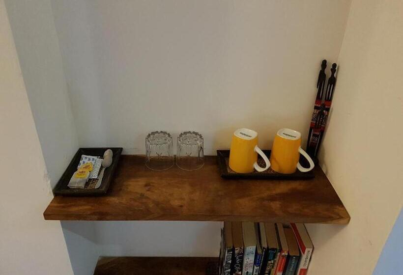 Camera Singola Vista Giardino, Highbury Colombo