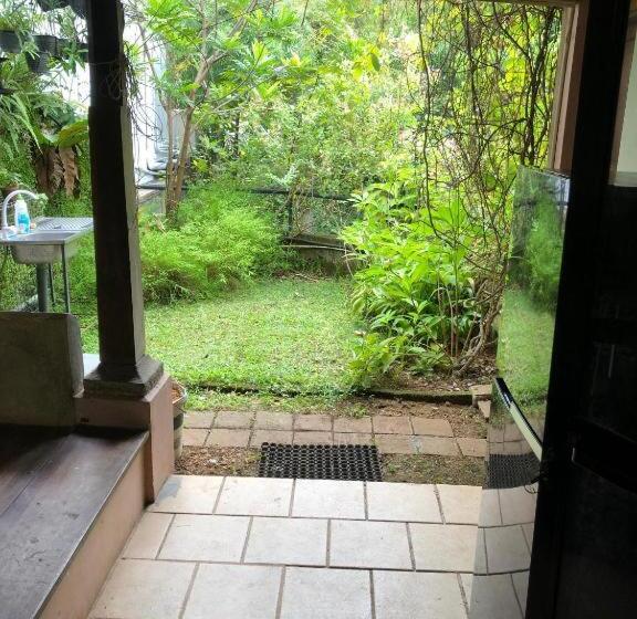 Monolocale Standard con Balcone, Highbury Colombo