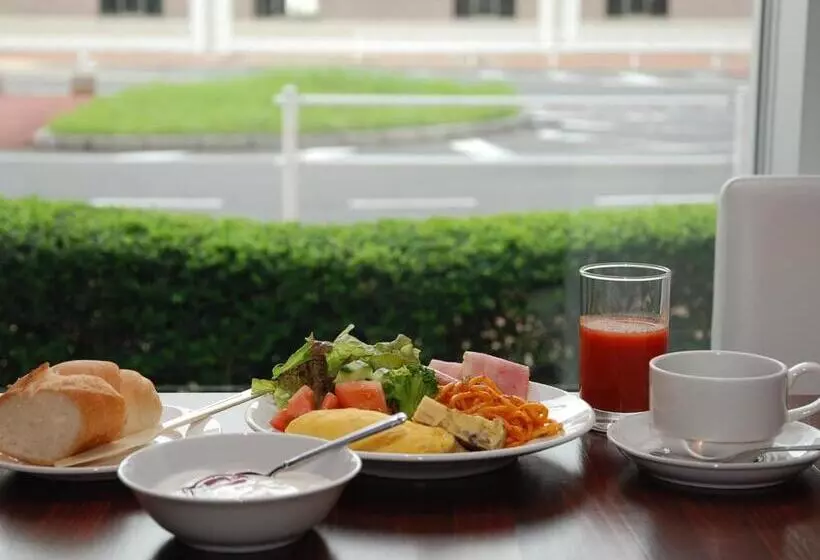 Basic-huone, J Hotel Rinku