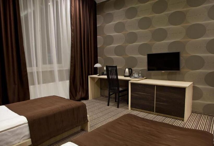 חדר סופריור, Kiroff