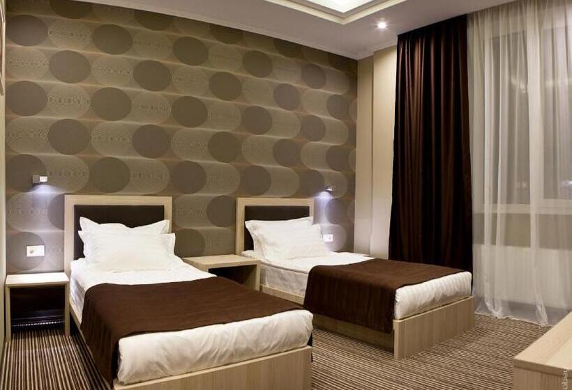 חדר סופריור, Kiroff