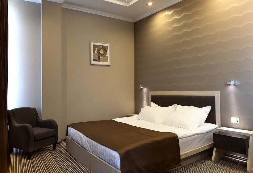 חדר סטנדרט, Kiroff