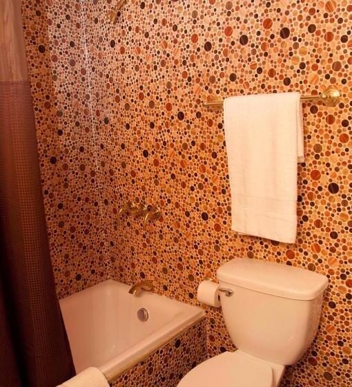 سوئیت با تخت بزرگ, La Maison