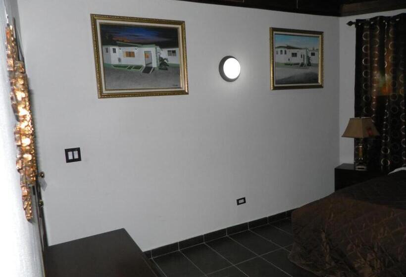 سوئیت با تخت بزرگ, La Maison