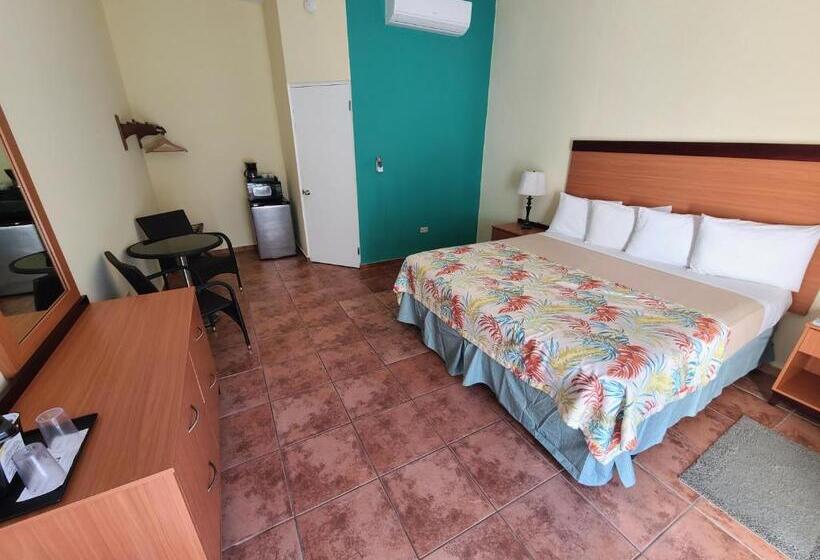 デラックスファミリールーム, Lucia Beach